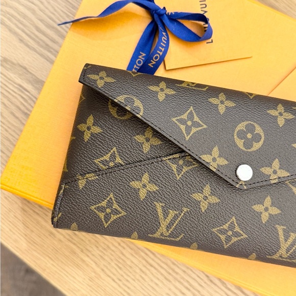 LOUIS VUITTON 2024 Monogram Canvas Kirigami Organizer in Pondichery Pink - Picture 7 of 16